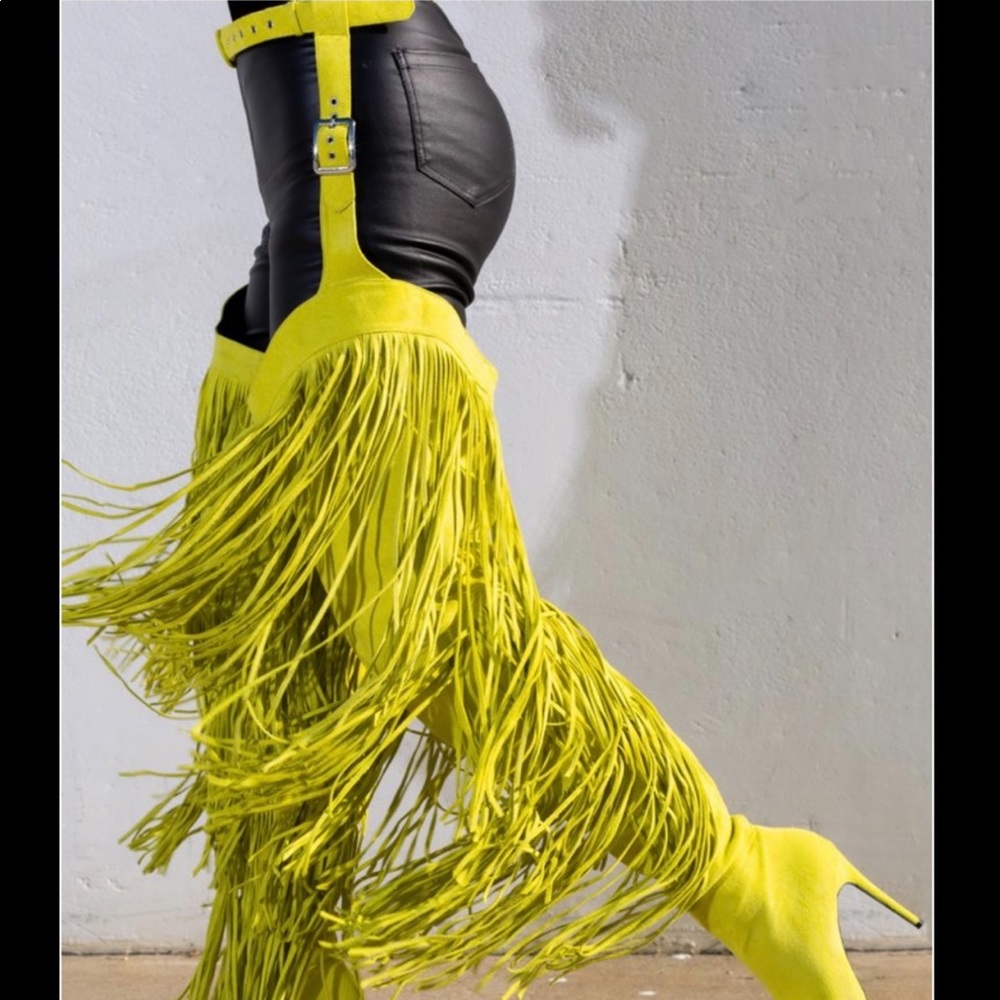 Size 6 Yellow Fringe boots